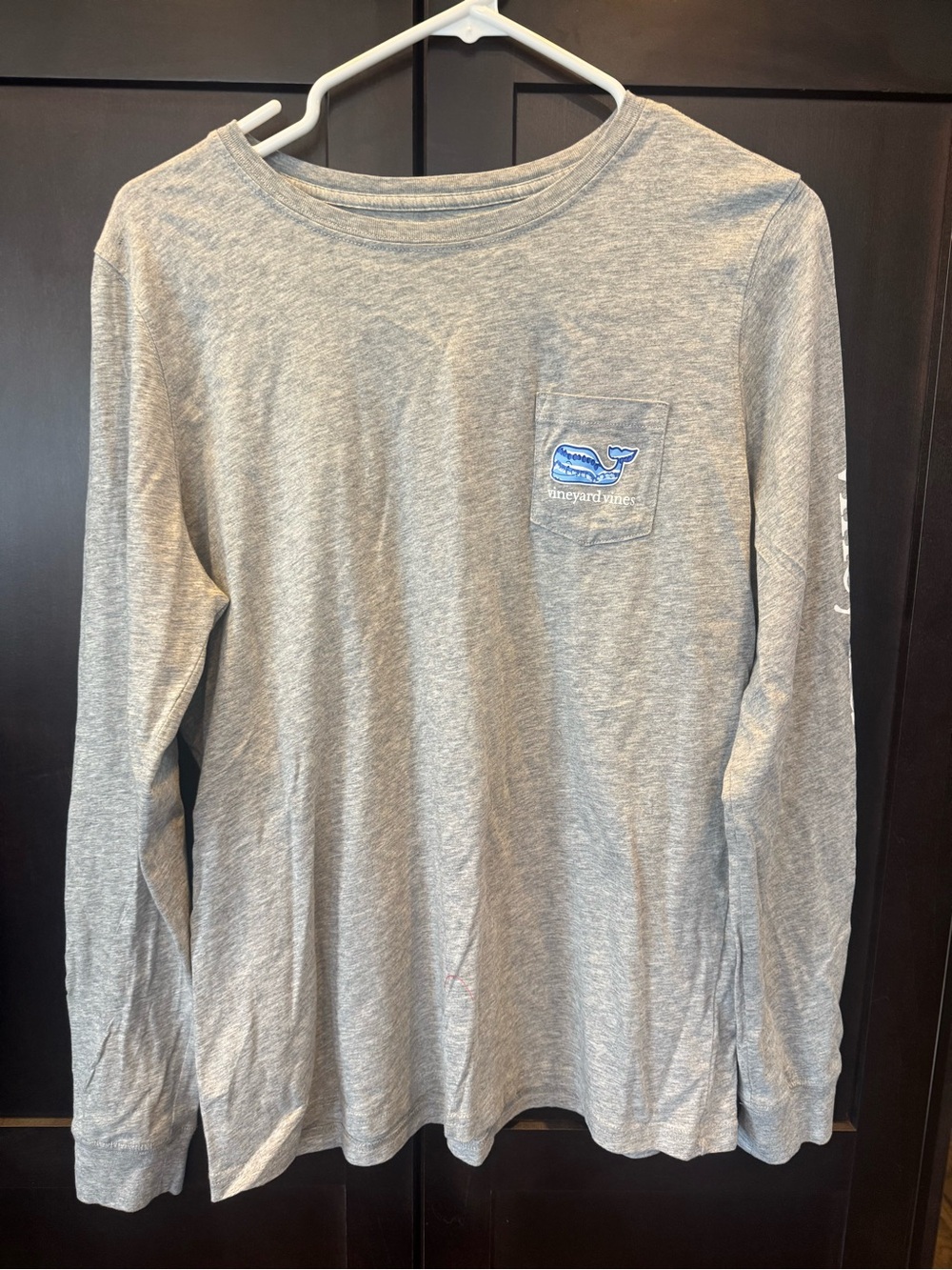 Vineyard Vines Heather Gray Long Sleeve Pocket Tee with Blue Whale